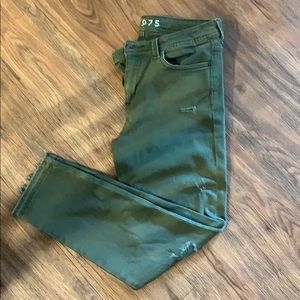 Zara distressed capri